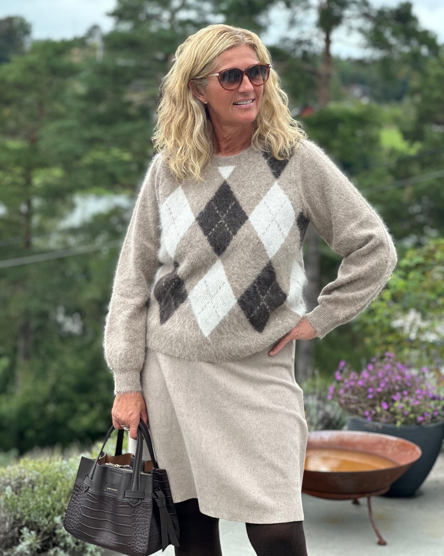Argyle pullover